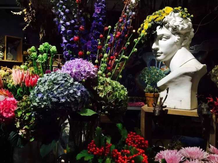Flora花吧