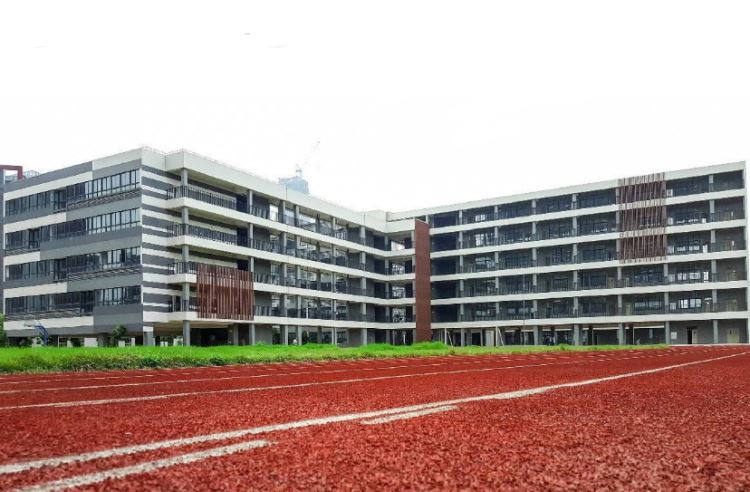 廣州市海珠區(qū)六中珠江中學