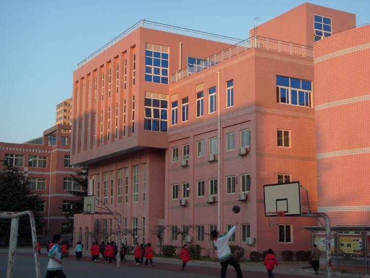 北京建華實驗學校
