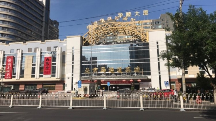 攝影器材市場